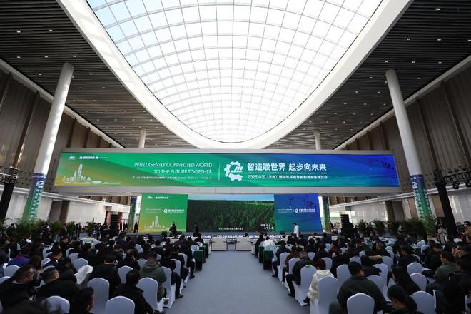 回眸項目深化年 濟南黃河國際會展中心激活起步區(qū)現(xiàn)代服務業(yè)產(chǎn)業(yè)鏈新引擎